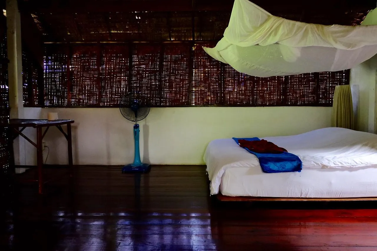 ** Hotel Andaman Sunflower Koh Lanta Thailand